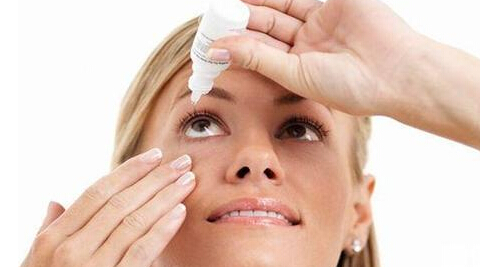 眼药水正确使用方法 对眼睛有伤害吗