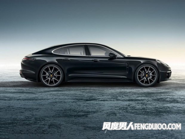 保时捷Panamera Exclusive黑色侧面