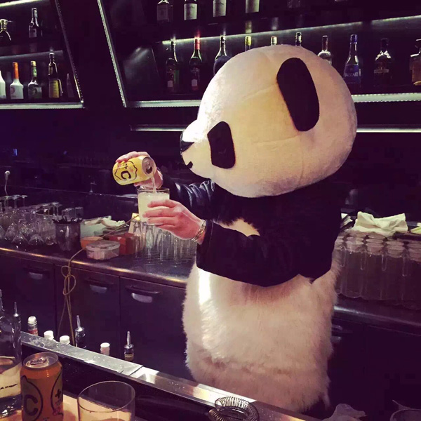 绝对伏特加遇上熊猫调酒师